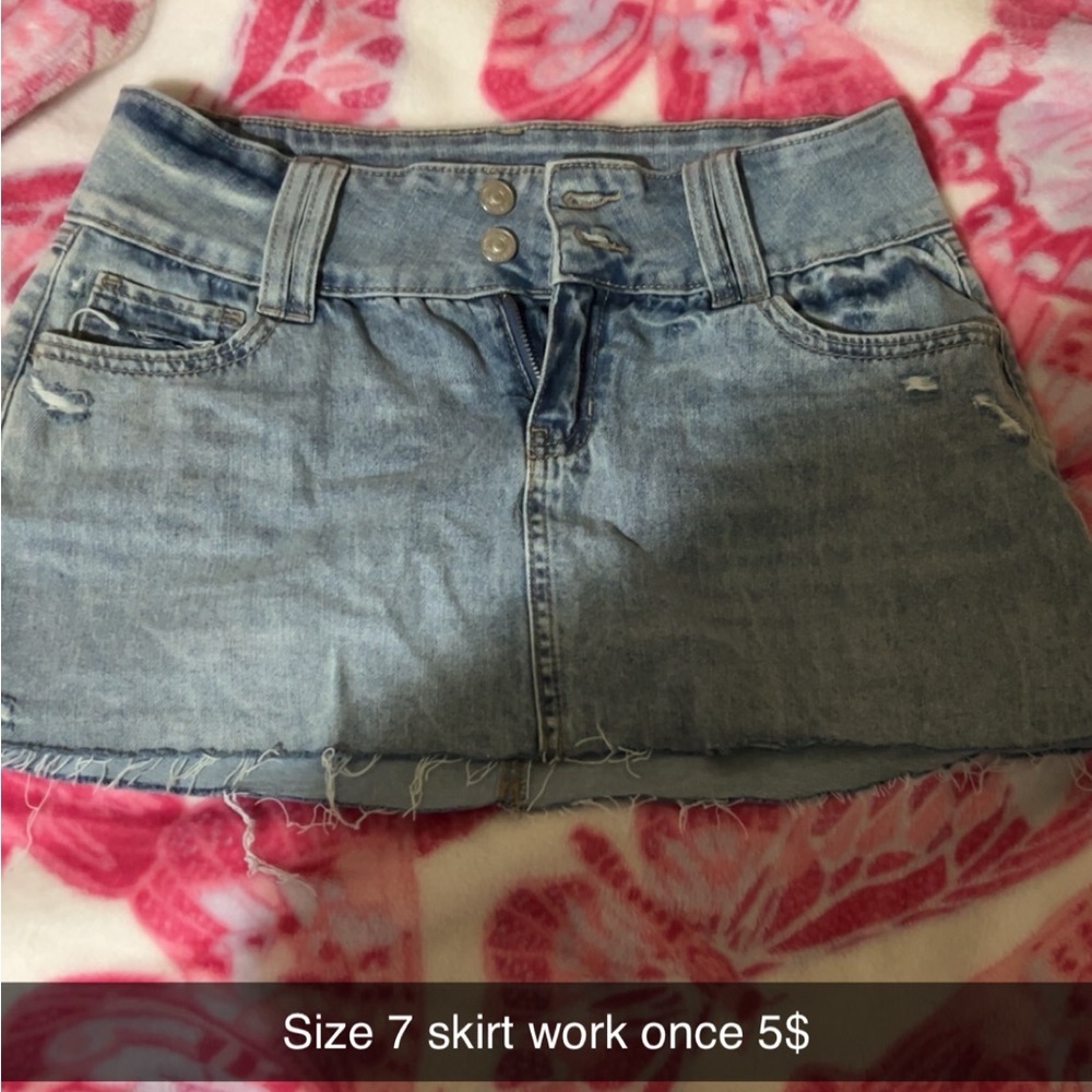 Closet clean out! Size and price on the pictures